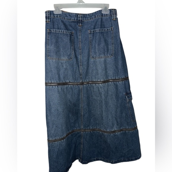 🔥Social Collision Zip-Off Denim Cargo Maxi Skirt Size XL - Picture 4 of 11